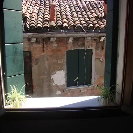 Ai Miracoli Apartment-2