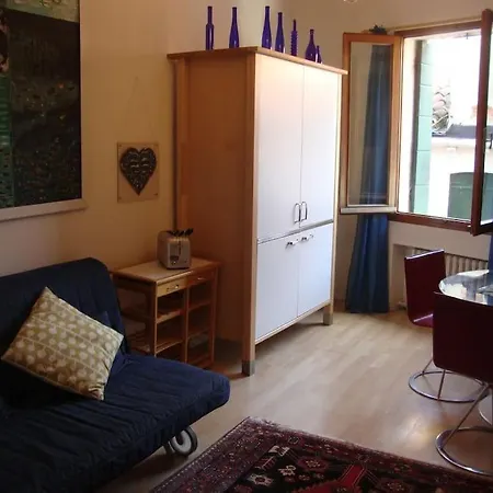Ai Miracoli Apartment-3